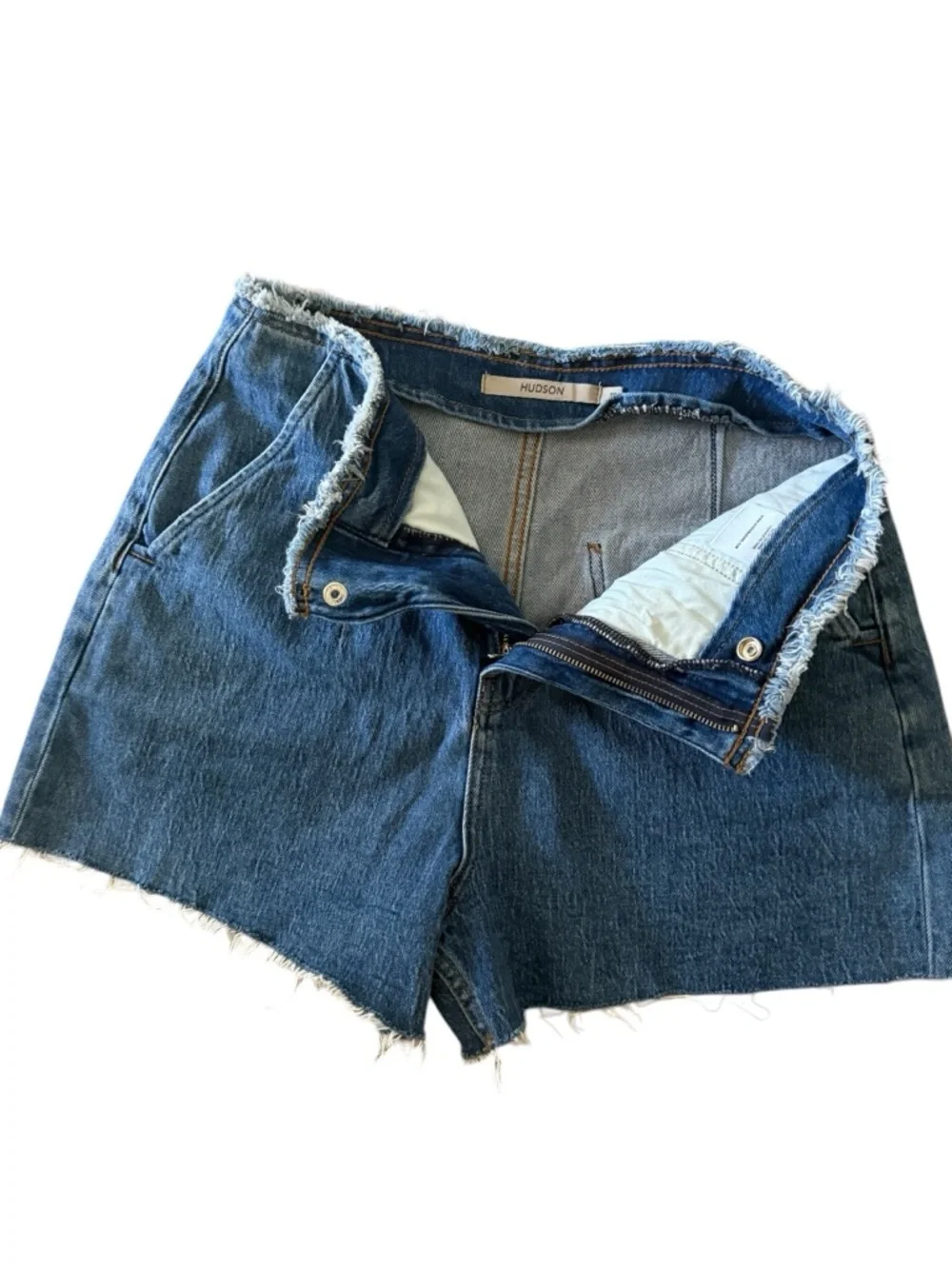 Hudson The Harlow Darted Short in Lookout high-rise style trouser style shorts - Picture 14 of 16